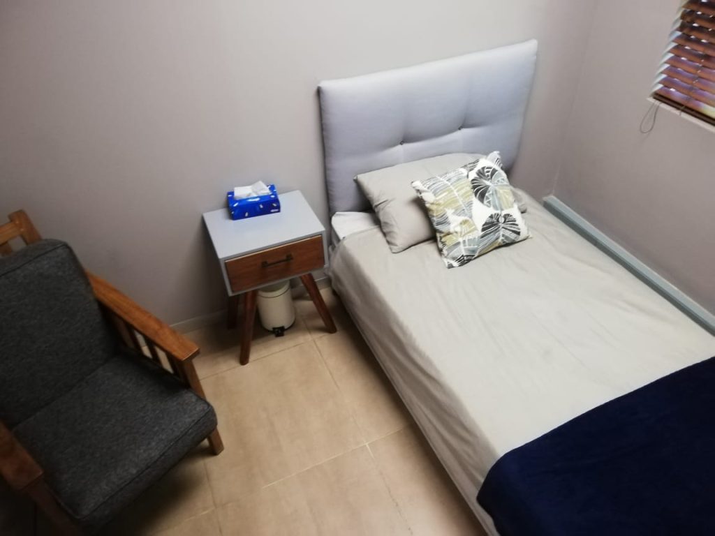 Recovery Room 1 at Reproductive Choices SA offering a private and comfortable environment for patient recovery and observation.
